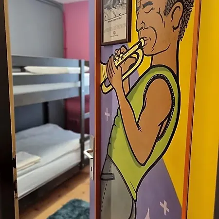 Sax Pub Hostal Liubliana