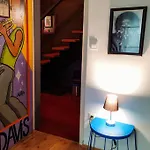 Hostel Sax Pub